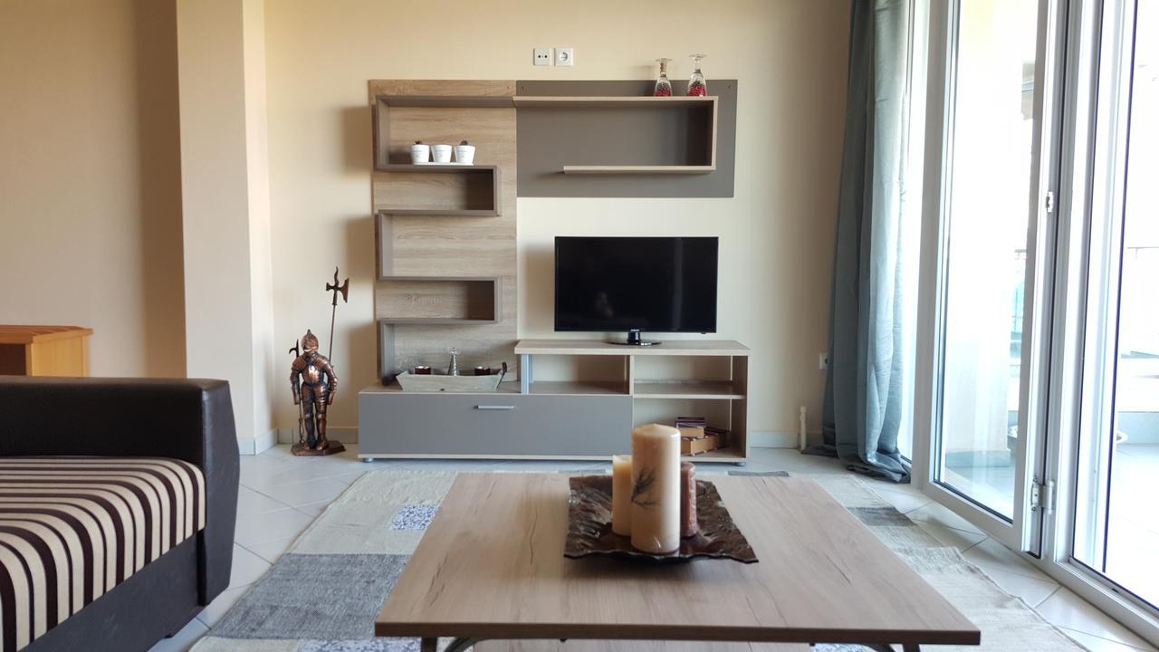 Bungalow White Apartments 폴리크로노 외부 사진
